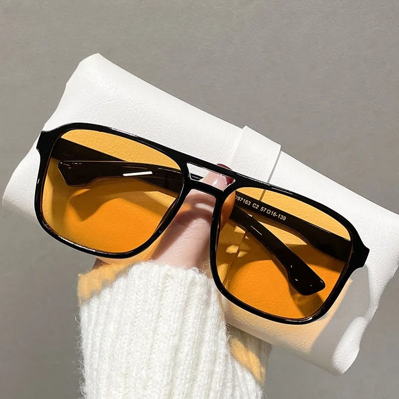 Women Fashion Glasses - Квадратные солнцезащитные очки с двойной перемычкой