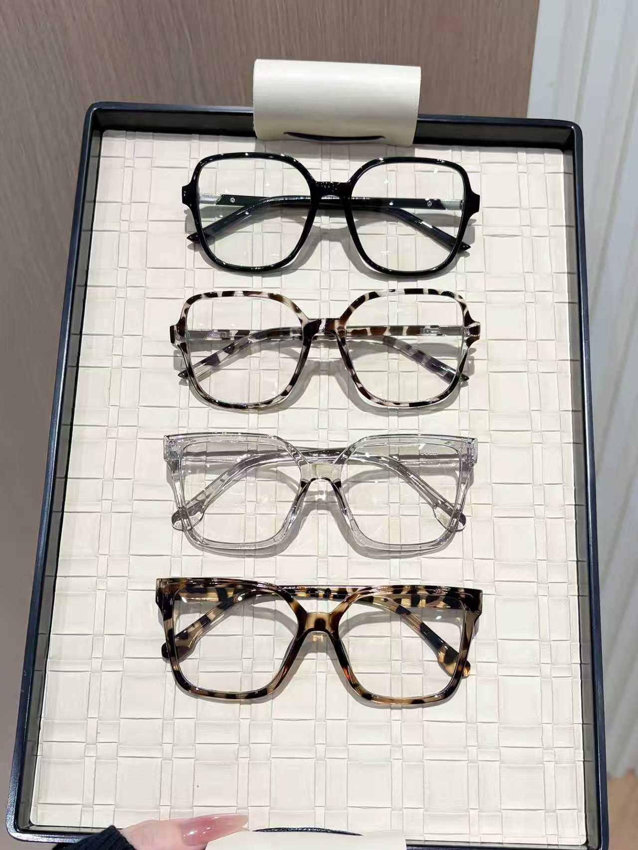 Women'S Fashion Reading Glasses - 4 шт., толстые прозрачные очки в